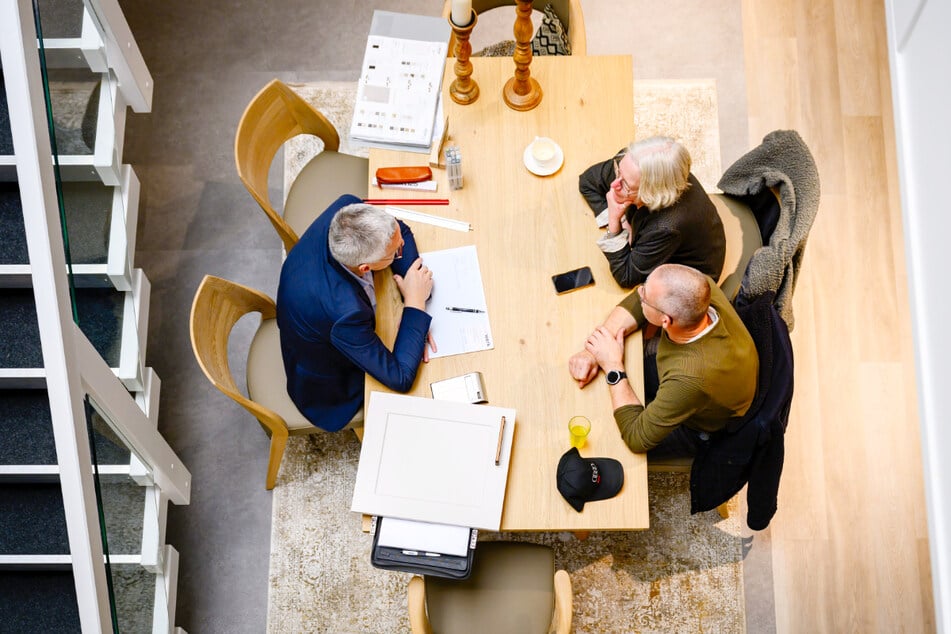 Das Expertenteam vor Ort nimmt sich Zeit für alle Fragen und berät persönlich bis ins kleinste Detail.