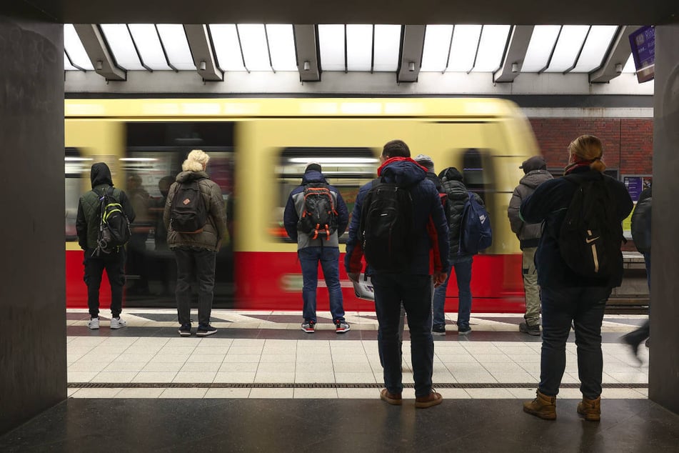 Eine Stellwerkstörung am Bahnhof Gesundbrunnen hat am Montag für Ausfälle und Verspätungen bei der S-Bahn gesorgt. (Archivfoto)