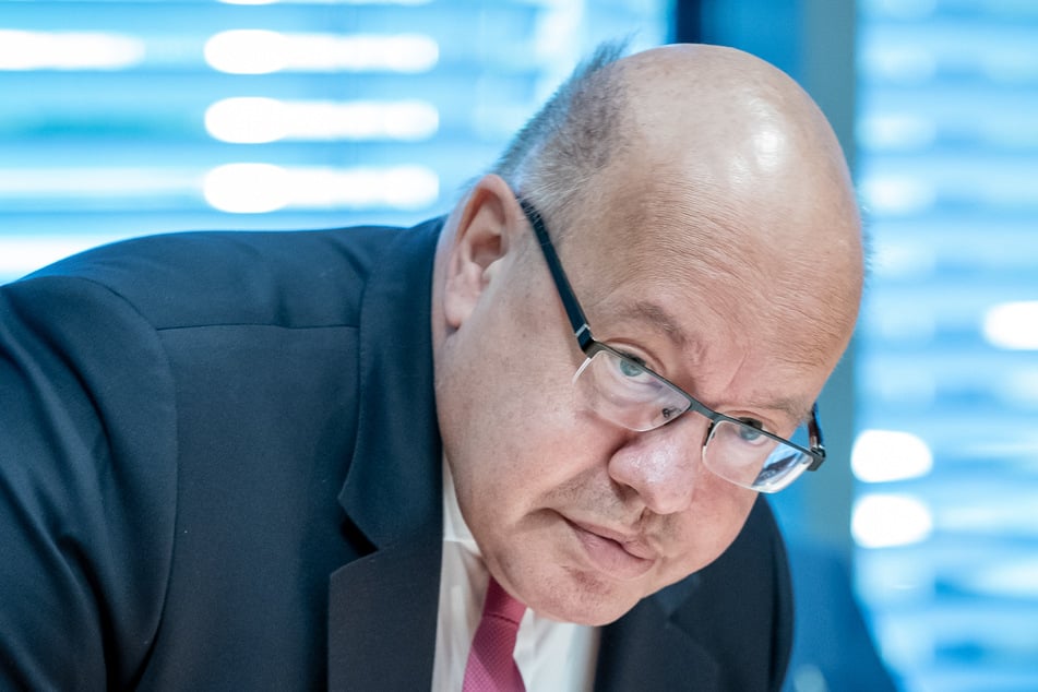 Peter Altmaier (CDU), Bundesminister für Wirtschaft und Energie, kommt zu einer Sitzung des Bundestags-Finanzausschusses zum Wirecard-Skandal.