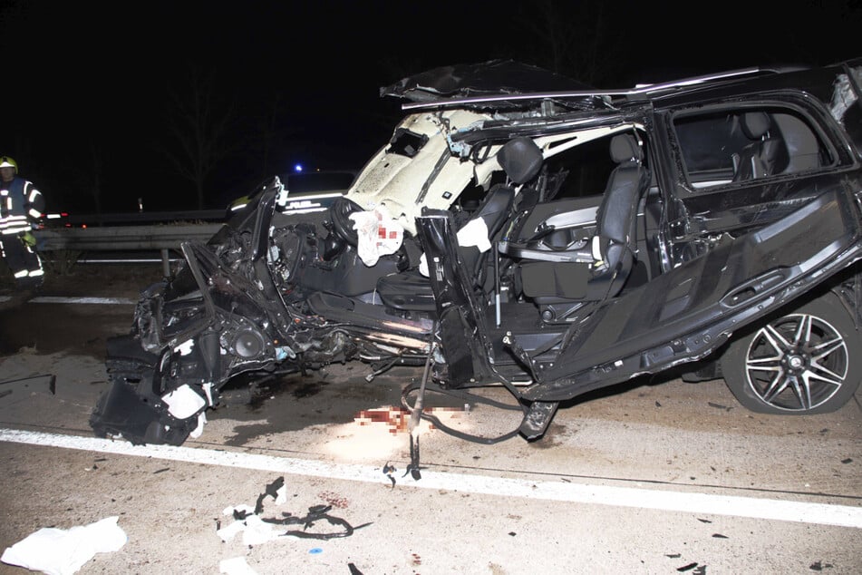 Unfall A24: Mann fährt auf Lkw auf, dann nähert sich ein anderer Wagen: 34-Jähriger stirbt