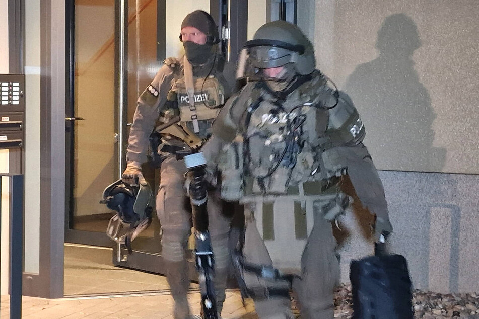 Ein Spezialeinsatzkommando der Berliner Polizei hat den 19-jährigen Tatverdächtigen am Donnerstagmorgen in seiner Wohnung festgenommen. (Symbolfoto)