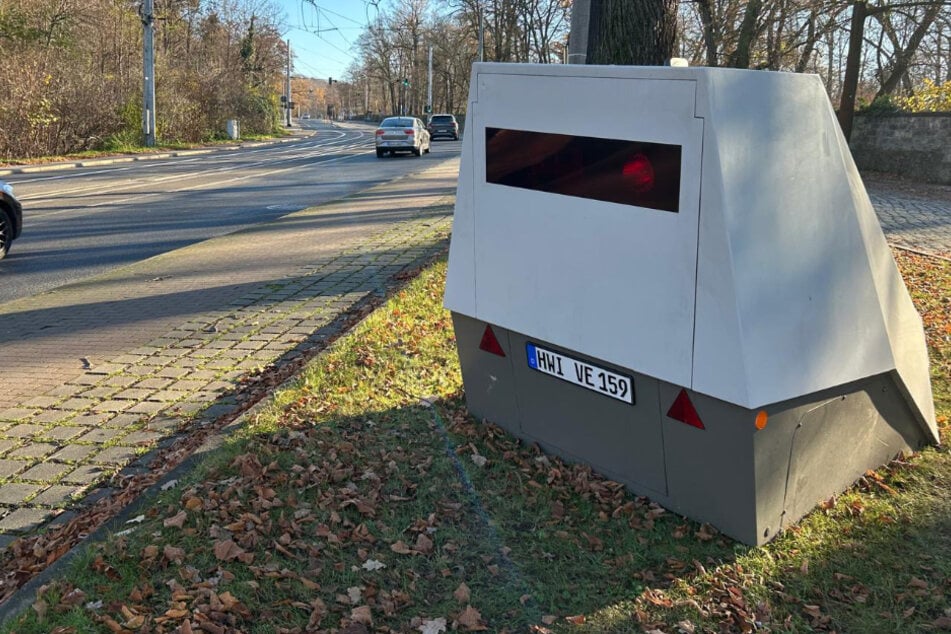 Dresden: Superblitzer schon wieder umgezogen: Hier befindet er sich in guter Gesellschaft