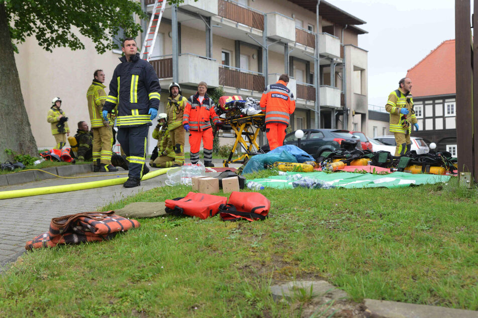 Bei dem Brand in dem Pflegeheim erlitten drei Personen eine Rauchgasvergiftung.