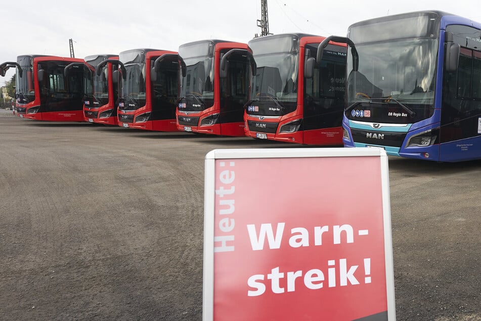 Kommende Woche könnten viele Busse in Schleswig-Holstein wieder stillstehen.