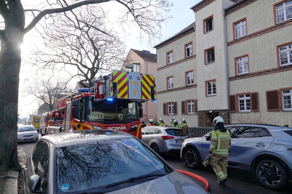 Am Vormittag brannte es in einer Wohnung an der Andersenstraße.