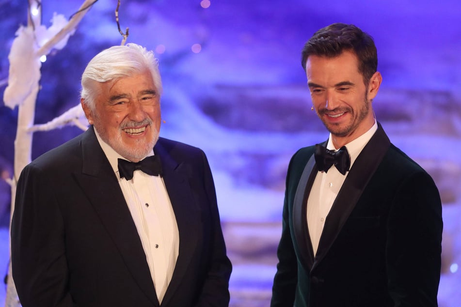 2016 erzählte Mario Adorf (†95) beim "Adventsfest der 100.000 Lichter" von Florian Silbereisen (44) Geschichten.
