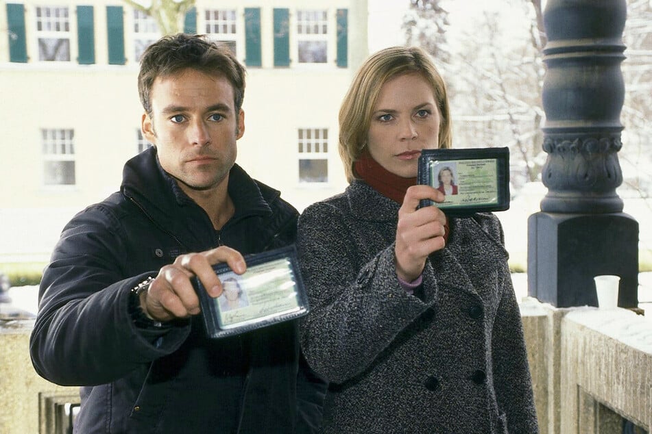 Girnth und Melanie Maschke (56) standen schon vor 25 Jahren gemeinsam für die Erfolgsserie vor der Kamera.