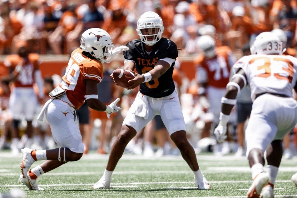 Can Texas football hold onto its stacked quarterback roster?