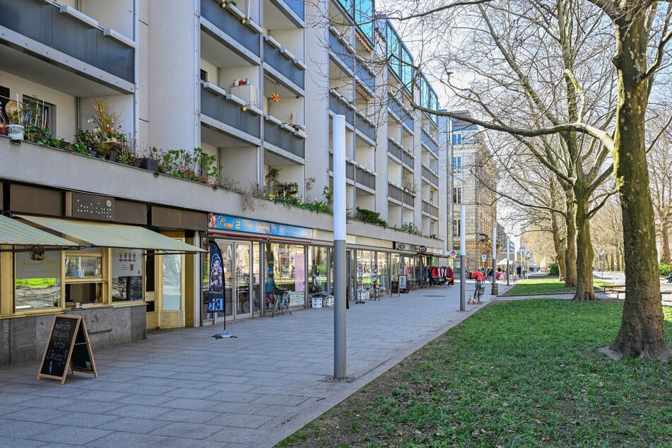 Im vergangenen Jahr fiel Eisdielen-Chef Pfeiffer der Leerstand neben der "Tagesbar Löwe" auf der Hauptstraße auf. Für ihn der perfekte Ort für ein "Eis-Fenster".