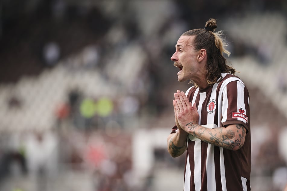 Kapitän Jackson Irvine (33) steht mit St. Pauli im Abstiegskampf ordentlich unter Druck.
