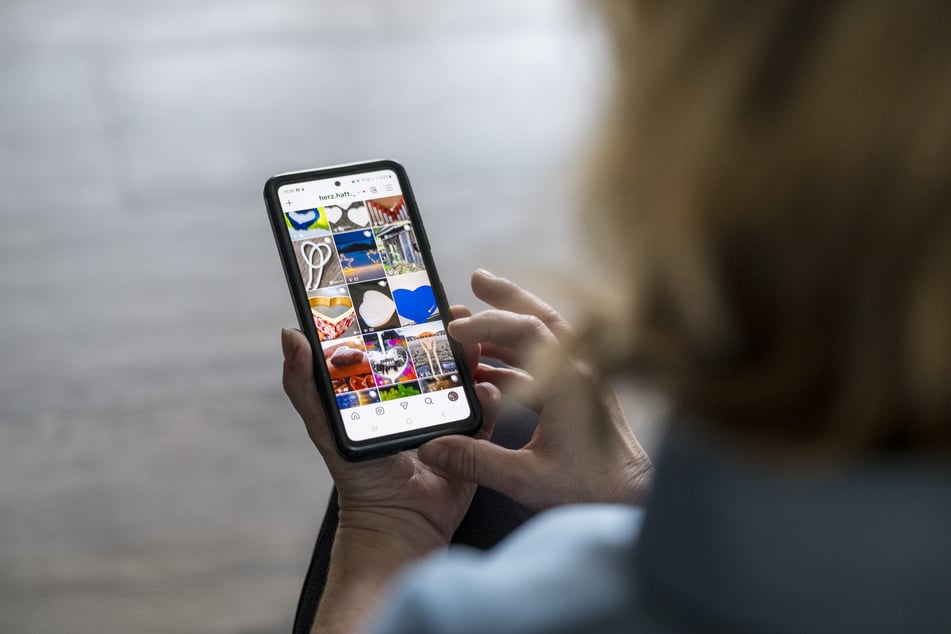 Auf Instagram sammelt Annett Lang täglich neue Herzfunde aus dem Alltag - zum Schmunzeln und Weitersenden.
