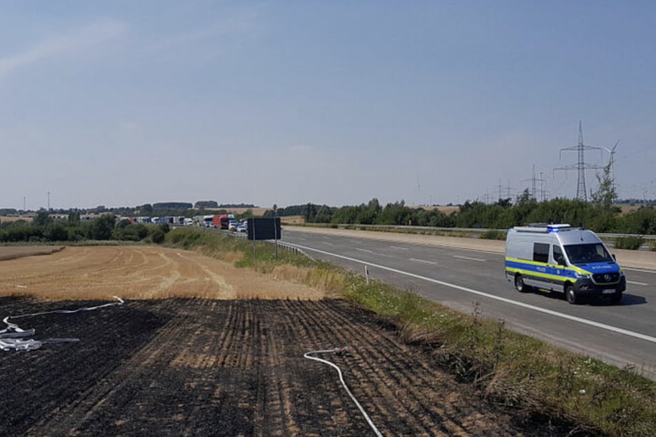 Wegen der Nähe zur Autobahn wurde die A4 kurzzeitig gesperrt.