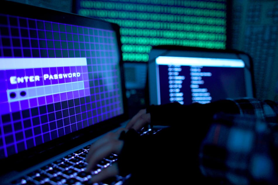 München: Sicherheitslücke bei Microsoft: Kriminelle greifen auf E-Mails, Adressbücher oder Kalender zu