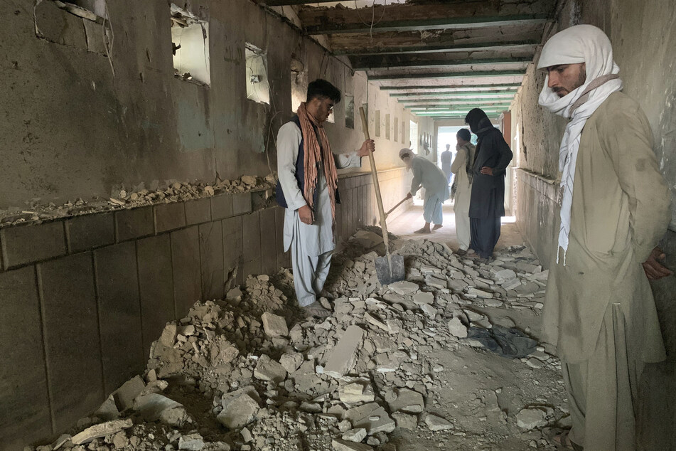 Afghanistan: Mindestens 32 Tote bei Selbstmord-Anschlag auf Moschee