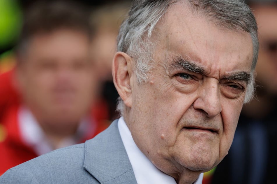 NRW-Innenminister Herbert Reul (74, CDU) hat einen harten Kurs gegen Randalierer angekündigt.