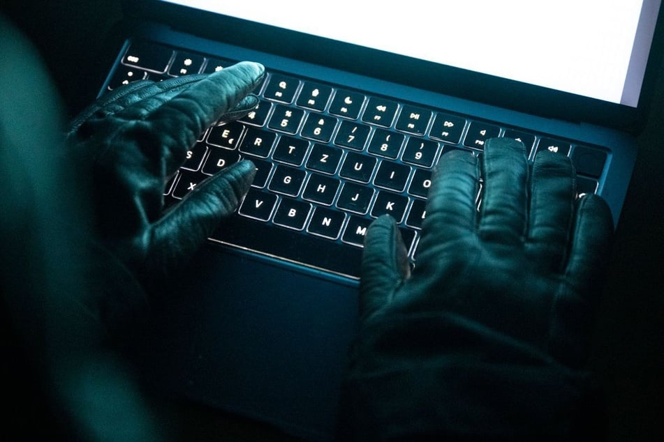 Die Tatverdächtigen sollen als Teil einer Gruppe agiert haben. (Symbolfoto)