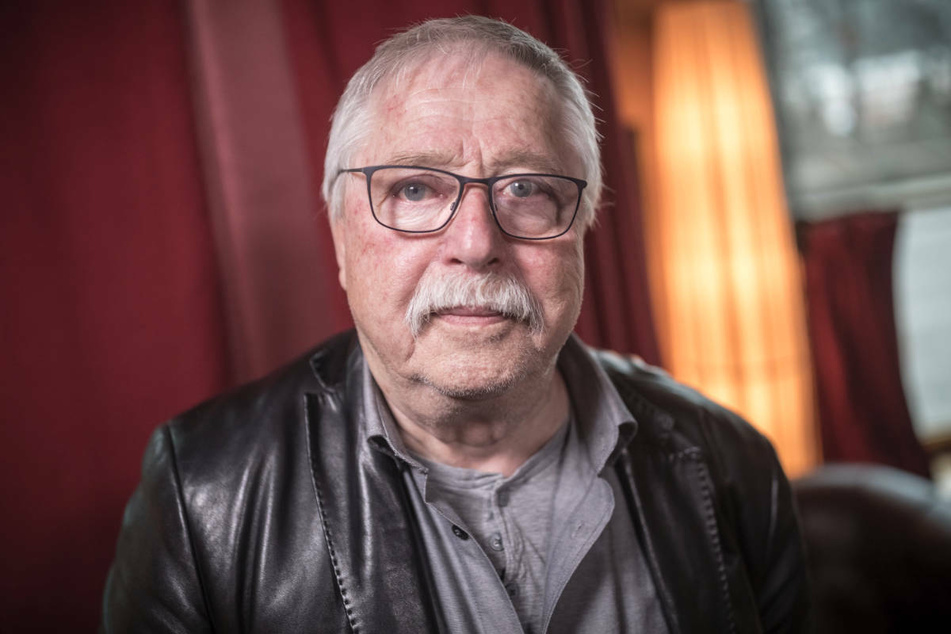 Wolf Biermann (84) bei einem dpa-Interview im Jahr 2019. Am Dienstag gehen Archiv und Tagebücher des Liedermachers in den Bestand der Berliner Staatsbibliothek über. (Archivfoto)