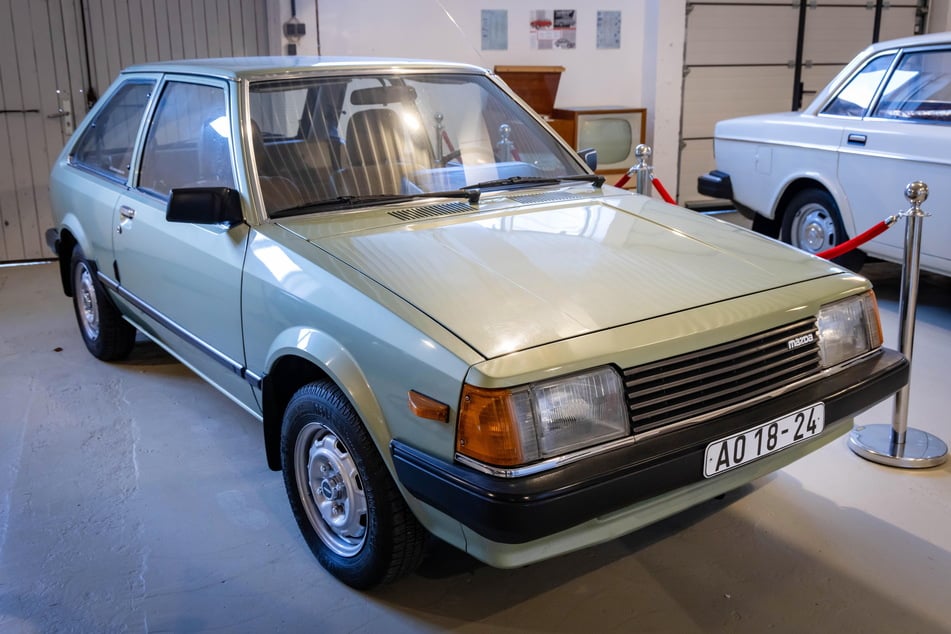 Der Mazda 323 in der 60-PS-Variante wurde ab 1982 vornehmlich in Berlin verkauft. Man brauchte eine reife Viertakter-Bestellung.