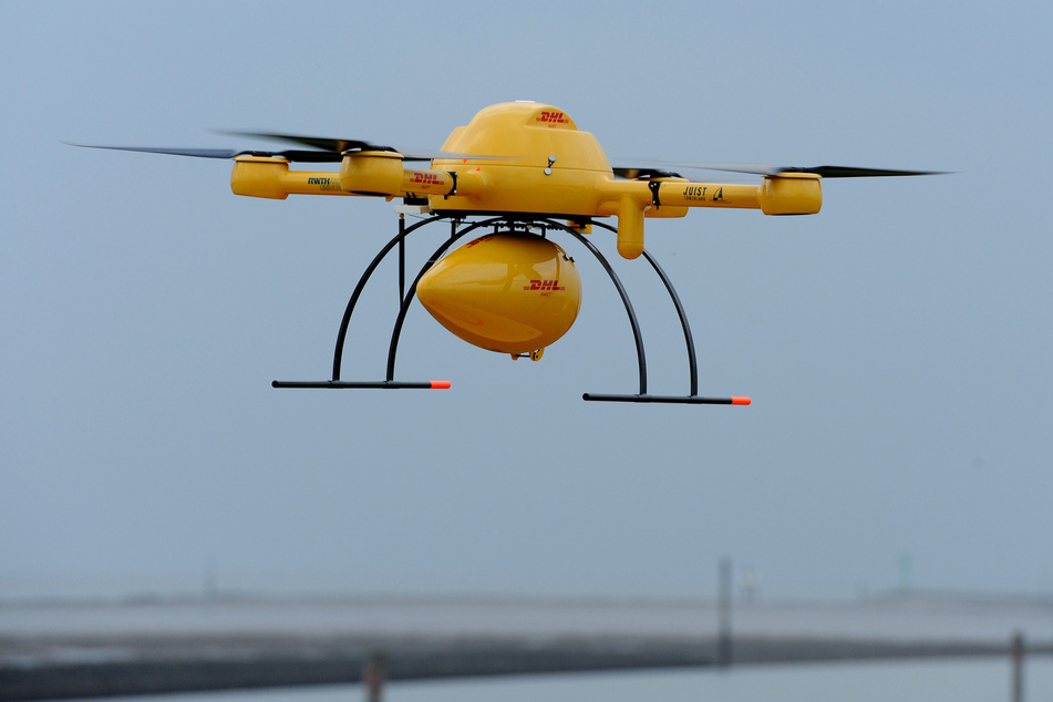 Die Deutsche Post DHL flog mit der Paket-Drohne im Test auch von Norddeich nach Juist.