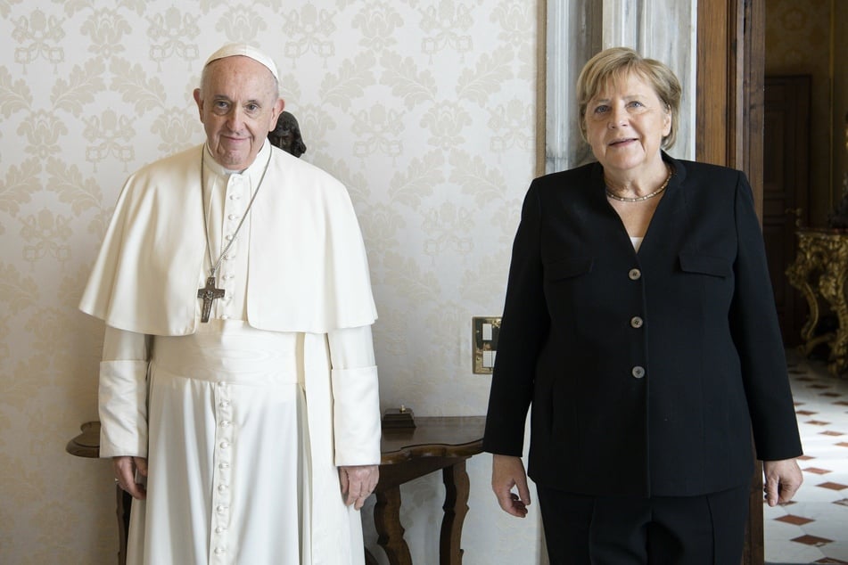 Mit Papst Franziskus (84) sprach die Kanzlerin vor allem über die Klimakrise.