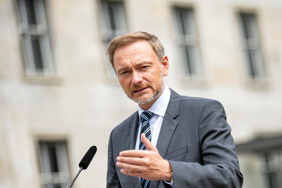 Bundesfinanzminister Christian Lindner (43, FDP) betonte, dass man trotzdem realistisch bleiben müsste und keine falschen Hoffnungen wecken dürfte.