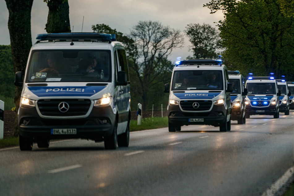 Die Beamten schützen das Treffen der G7-Außenminister mit einem Großaufgebot aus Schleswig-Holstein und ganz Deutschland.