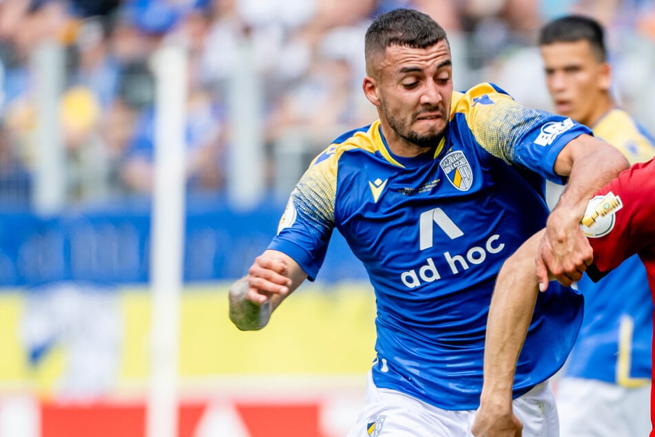 Justin Schau (26) gilt beim FC Carl Zeiss Jena als Abräumer vor der Abwehr.