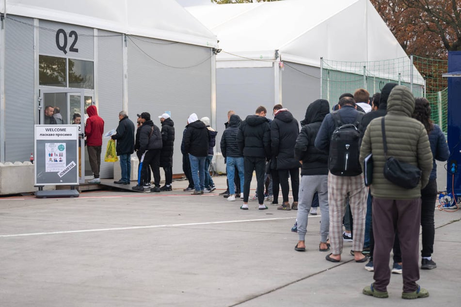 Die Unterkunft an der Sonnenallee soll 290 Flüchtlingen aus Erstaufnahmeeinrichtungen Platz bieten. (Symbolfoto)