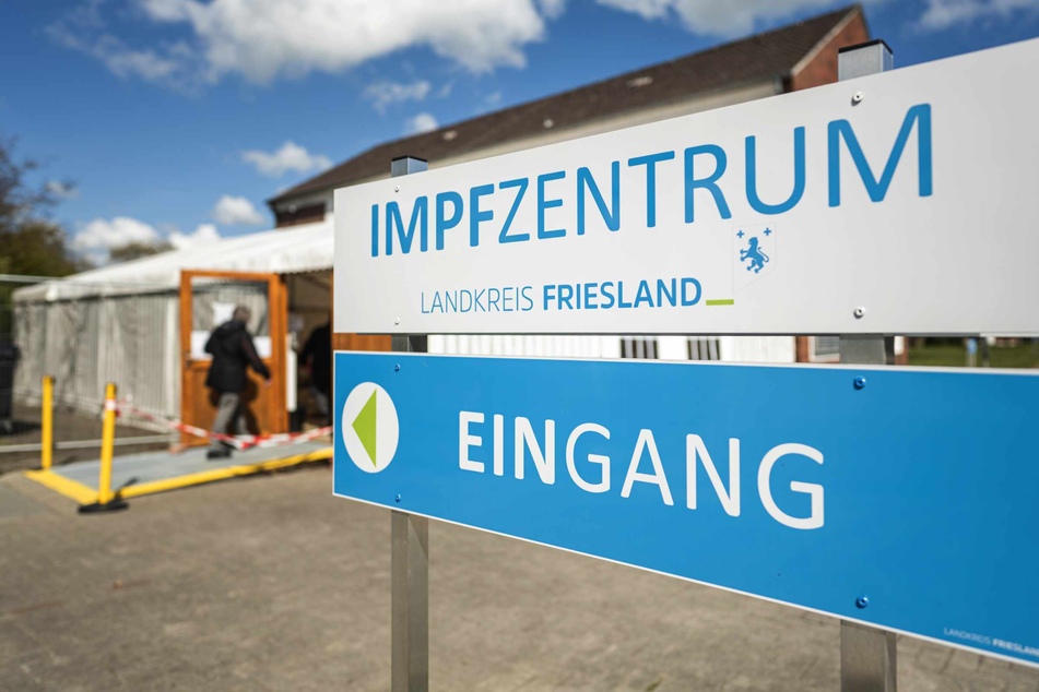 In dem Impfzentrum wurde teilweise Kochsalz anstatt Corona-Impfstoff gespritzt.