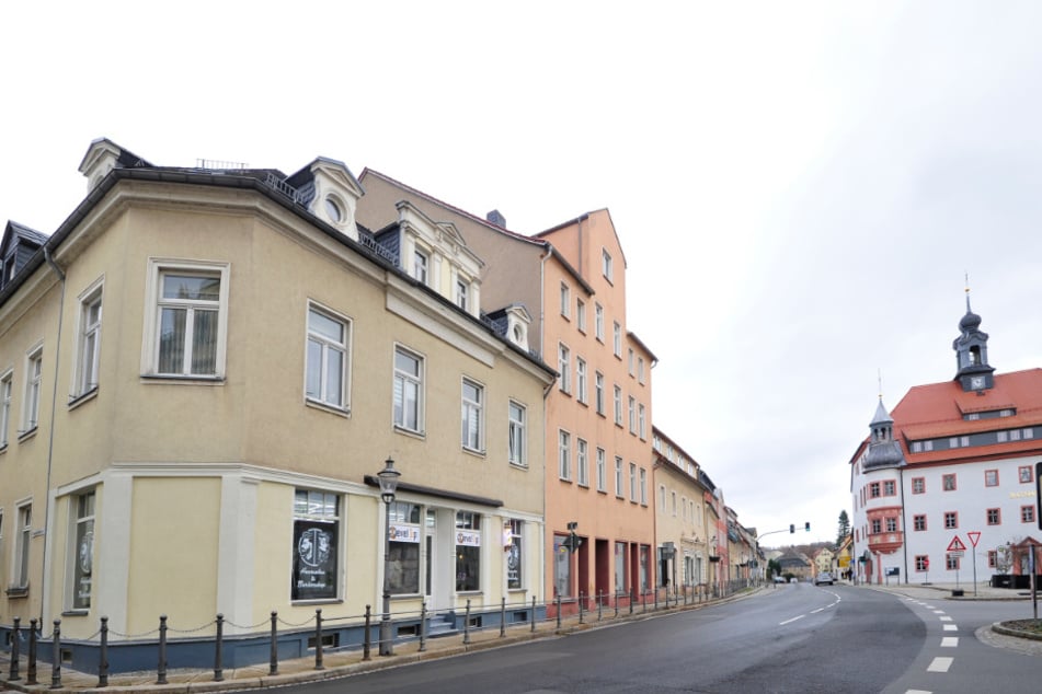 In bester Lage wartet die neue Frisierstube auf Gäste.