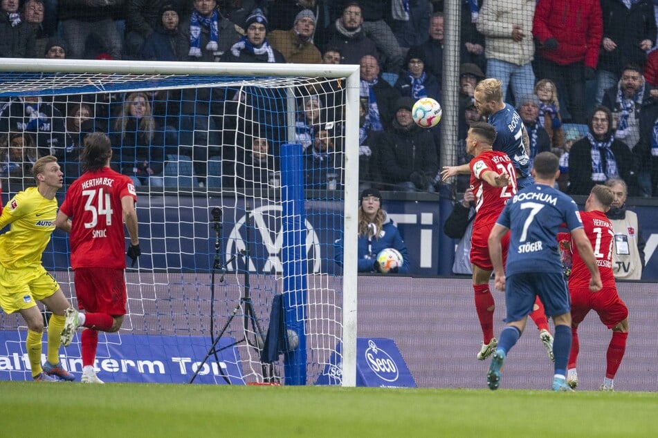 Bochums Philipp Hofmann traf in der 22. Minute zum 1:0 für die Gastgeber aus dem Ruhrpott. In der 56. Minute erhöhte er auf 3:0.
