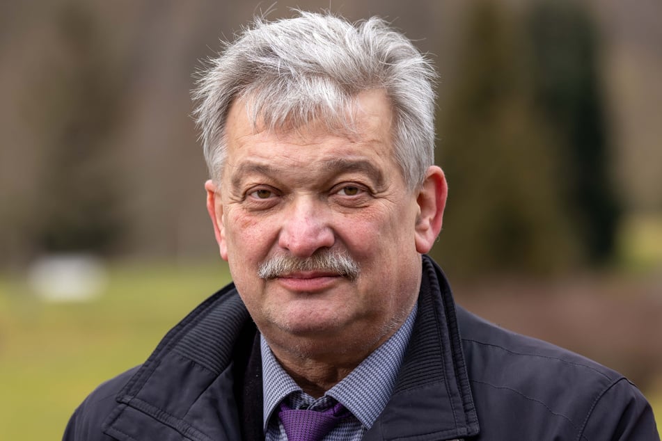 Aues OB Heinrich Kohl (69, CDU).