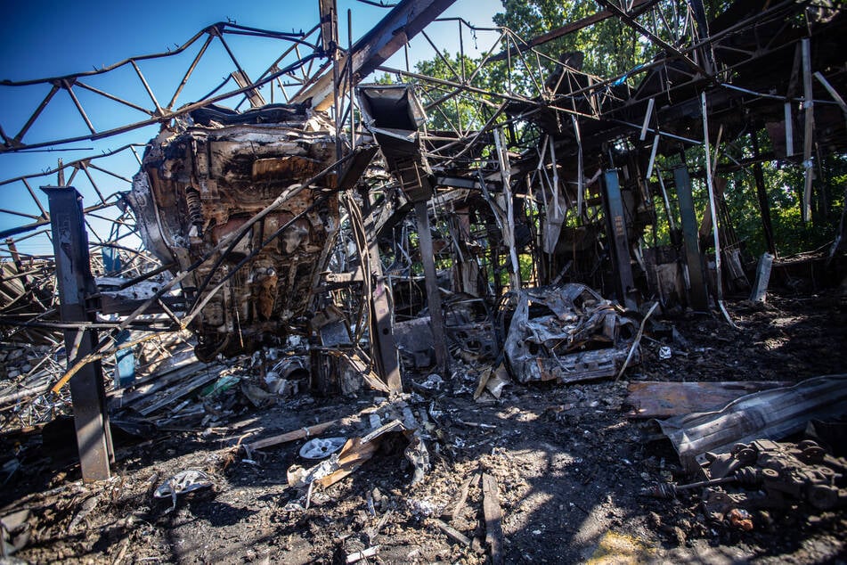 Nach Monate langen harten Kämpfen hat die Ukraine nach eigenen Angaben einen Vorstoß Russlands in der Nordostukraine gestoppt.