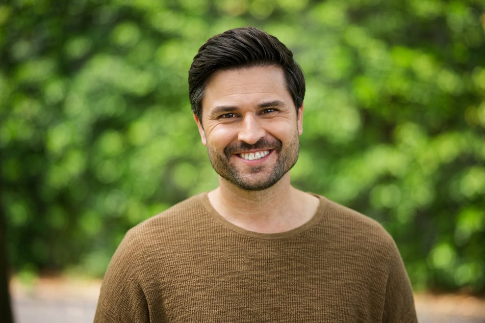 Miloš Vuković ist ein deutscher Schauspieler, der durch die RTL-Serie "Unter uns" als Paco Weigel bekannt wurde und seit über zwei Jahrzehnten auf der Schillerallee seine Fans begeistert. (Archivbild)