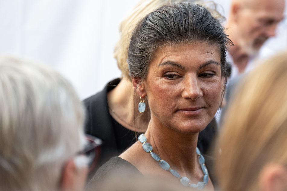 Sahra Wagenknecht (BSW) hat vor den Landtagswahlen die Rolle ihrer Partei zur AfD klargestellt.