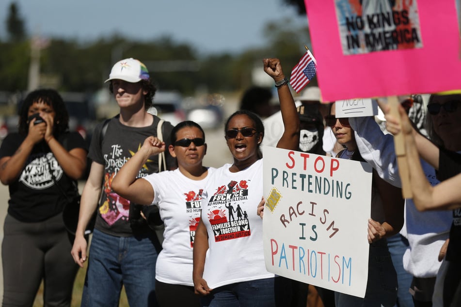 Mexico has condemned the death of a citizen in the custody of US Immigration and Customs Enforcement in Florida.