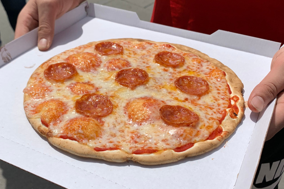 Der italienische Fastfood-Klassiker feiert am 24. März seinen Geburtstag, dann gibt es Pizza seit 70 Jahren in Deutschland.