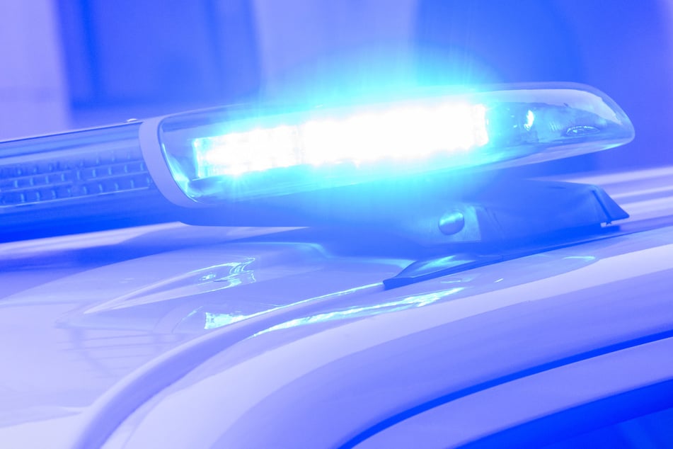 Dresden: Zugedröhnt im geklauten Wagen in Dresden unterwegs: Hier passte gar nichts