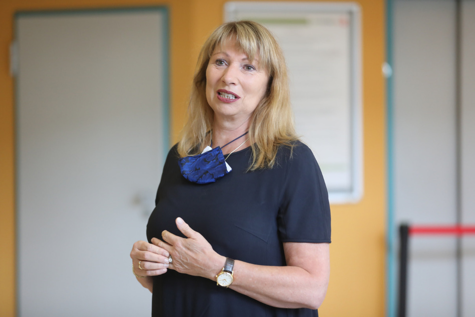 Muss gut abwägen: Ministerin Petra Köpping (62, SPD).