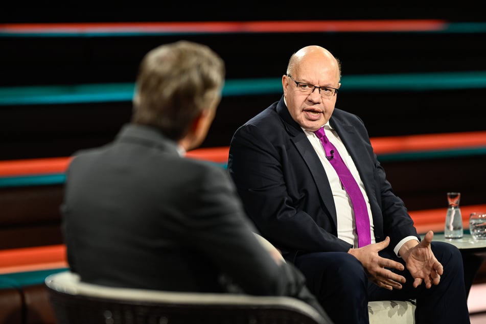 Der Ex-Minister versuchte sich zu verteidigen.