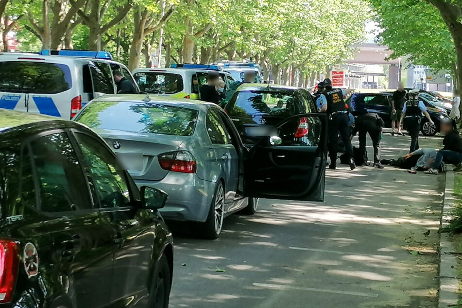 Stuttgart, 16. Mai: Nach der Attacke liegen Menschen am Boden.