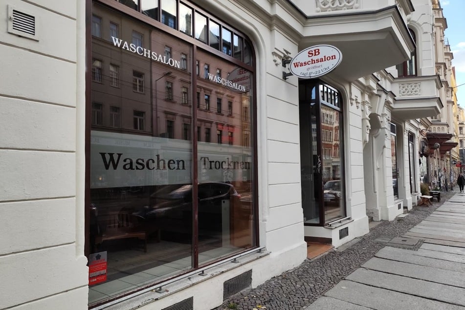 Im Inneren dieses Waschsalons wurde die Frau (42) attackiert.