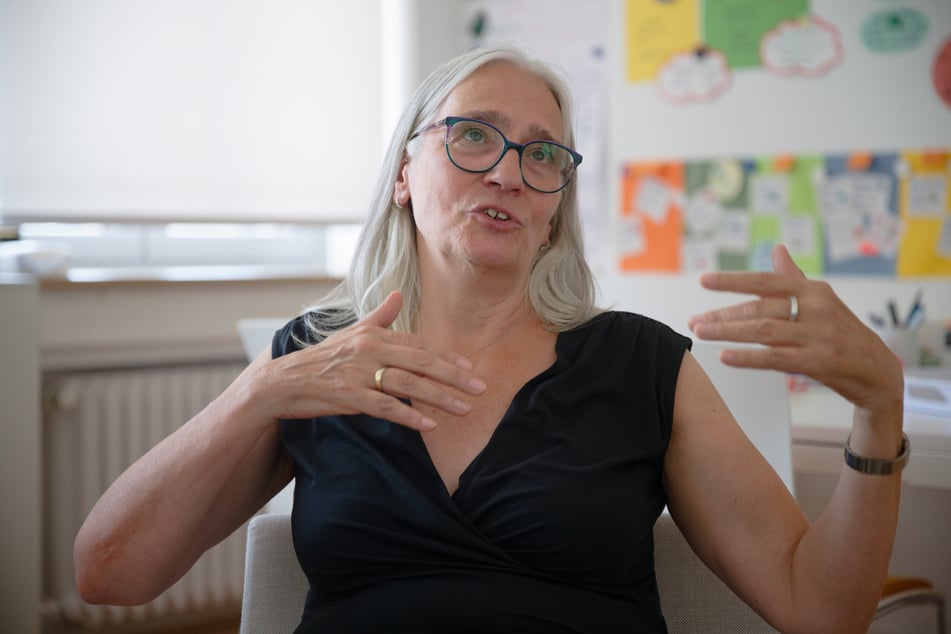 Superintendentin Ilka Werner von der evangelischen Kirche Solingen erklärt, wie wichtig die Seelsorge ist.