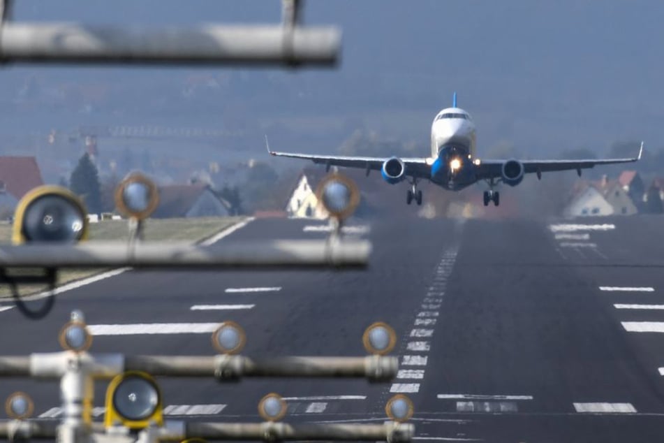 Humo a bordo: avión de pasajeros aterriza de emergencia en el suroeste