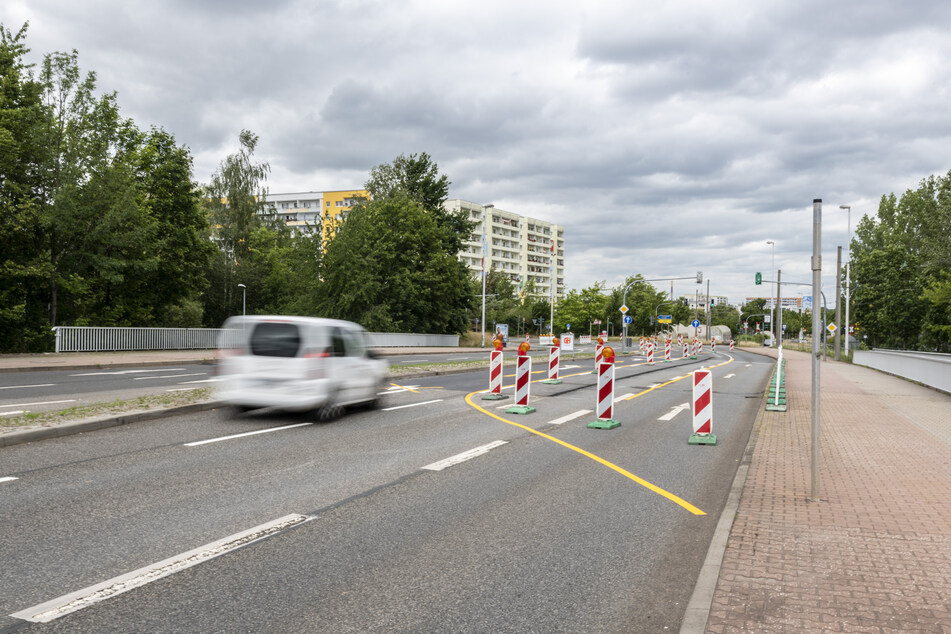 Fahrbahnsanierung in der Stollberger Straße: 38 Baustellen legen aktuell den Verkehr lahm.