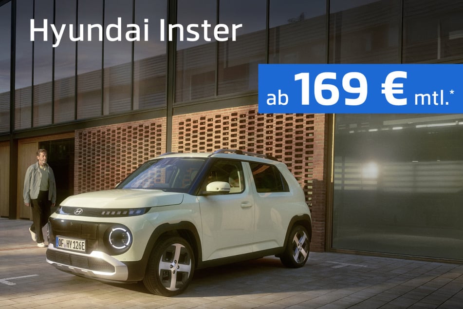 Fahrzeugabbildung zeigt Sonderaustattung.