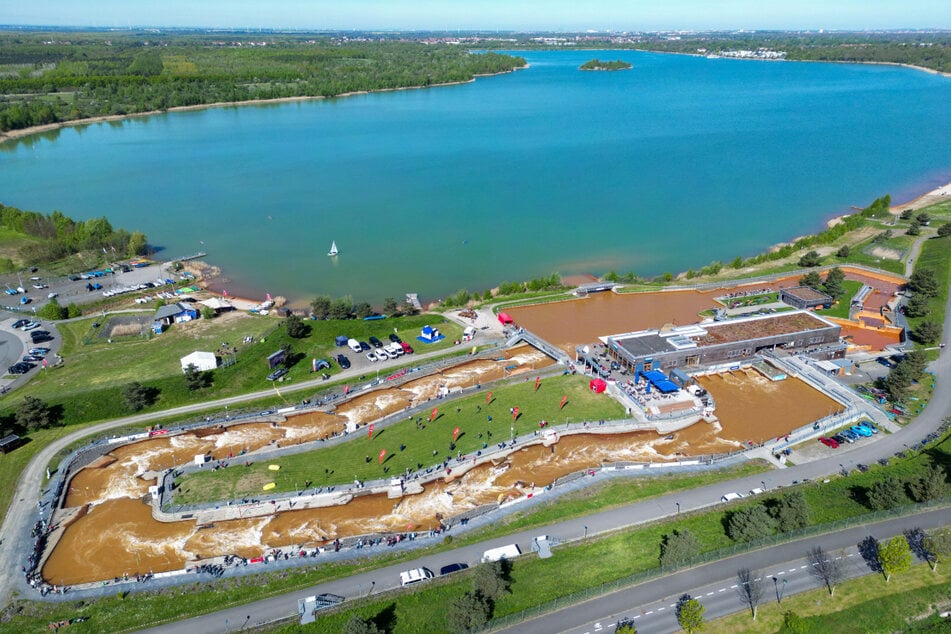 Im Kanupark am Markkleeberger See können sich Kanusportler austoben.