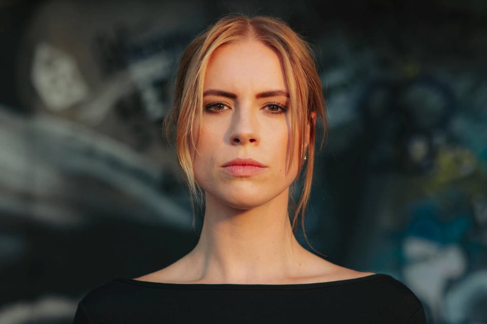 Lara Dandelion Seibert (32) hat einen kleinen Ausblick auf die weitere Entwicklung ihrer Figur Zoe gegeben.