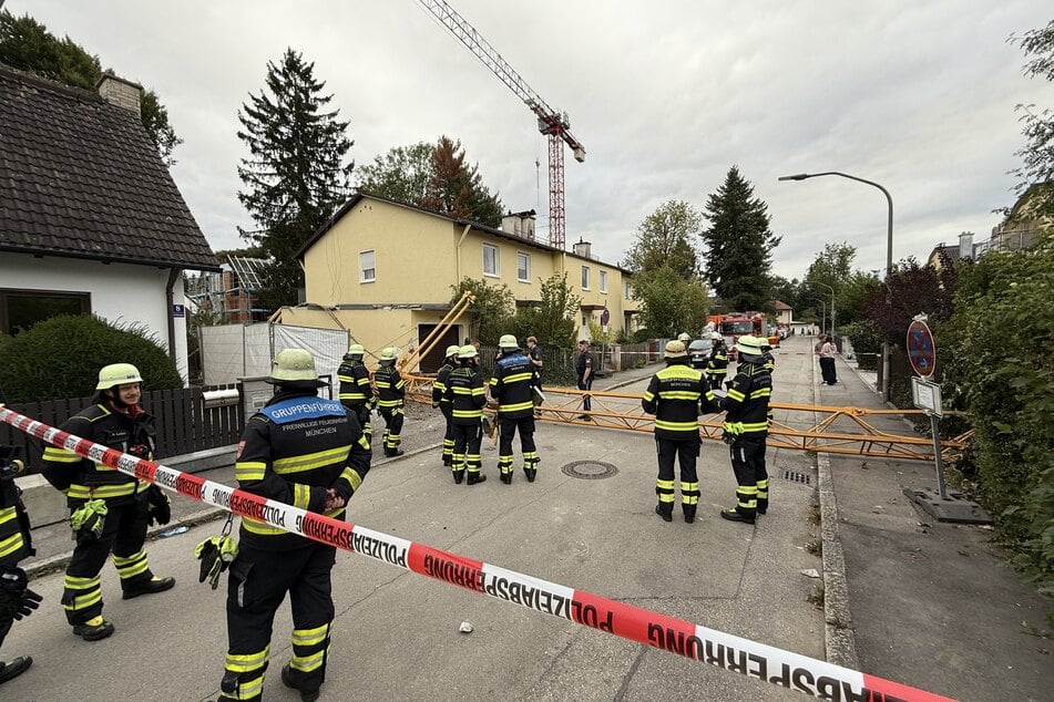 Die Feuerwehr war mit zahlreichen Kräften vor Ort.
