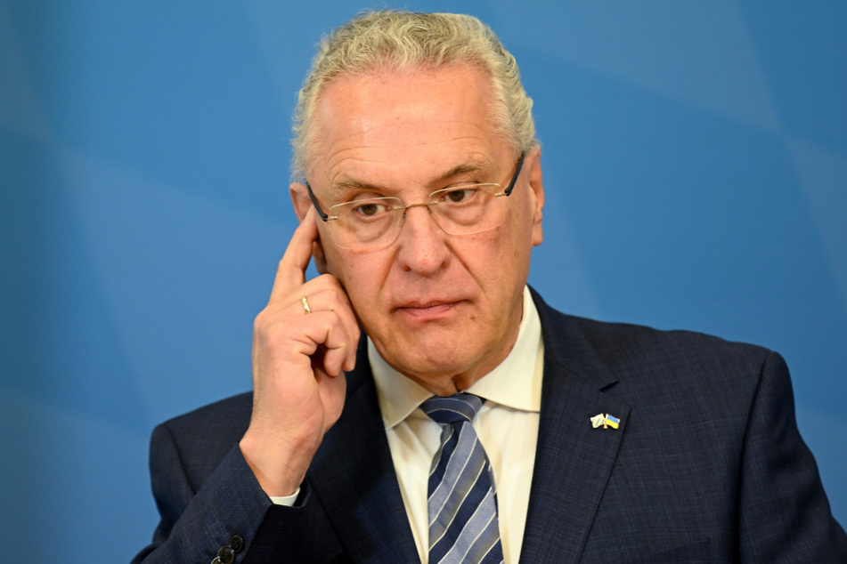 Bayerns Innenminister Joachim Herrmann (65, CSU) mahnt zur gegenseitigen Rücksichtnahme.